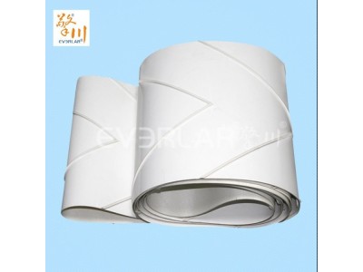 白色PVC输送带加V型导条传送带流水线输送机工业皮带图1