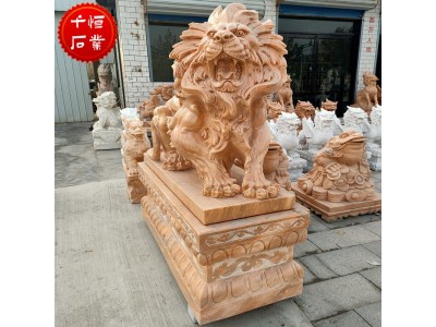 石雕欧式石狮子一对大理石爬狮雕塑大型别墅酒店门口摆件图5
