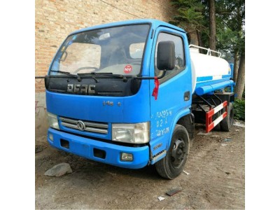 二手绿化洒水车 东风大型抑尘喷洒车 前冲后洒 可以分期图1