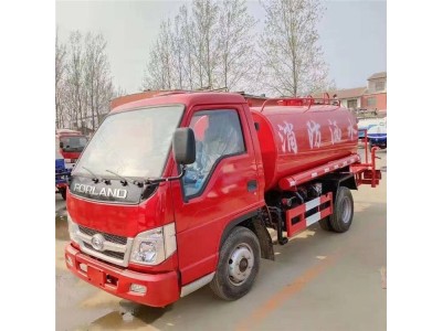公园广场多功能水罐消防车 加厚机身 喷洒均匀图1