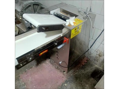 新型压面机 商用压面机 自动压面机 手摇压面机图1