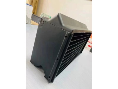 养殖通风窗；鸡舍；鸭舍；猪场；排气小窗手动进风窗图1