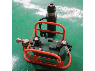 MQ18-200/60型气动锚索张拉机具气动锚索张拉机具图1