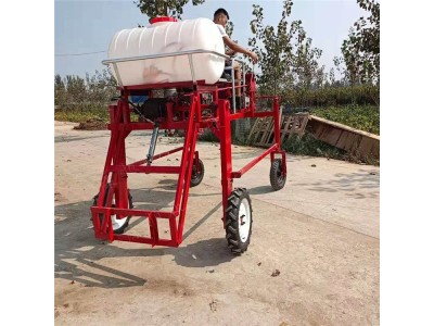 水冷 四轮自走式四轮打药机小麦打药机，图1