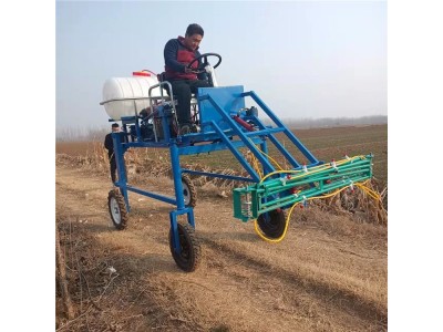 液压升降喷杆式四轮打药机 小麦玉米棉花喷药机图1