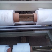 PVC塑料薄膜自动分切复卷机 热销 熔喷布数控分条机